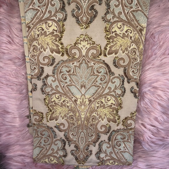 ⚜️SET OF 2⚜️ table runners - Picture 8 of 8